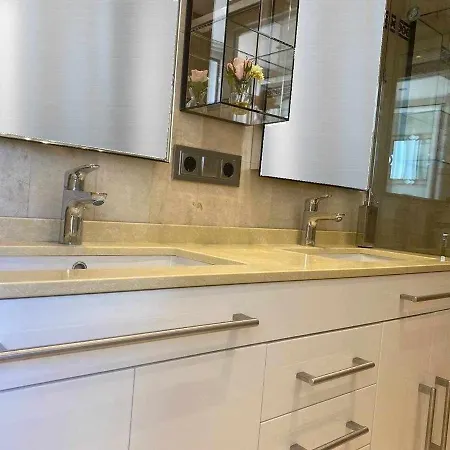 Apartment Golf Y Playa Costa Del Sol *