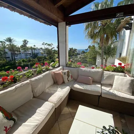 Duplex Vistas Al Mar, Piscina, Jacuzzi Y Playa. Estepona