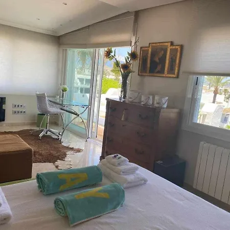 Duplex Vistas Al Mar, Piscina, Jacuzzi Y Playa. Apartment Estepona